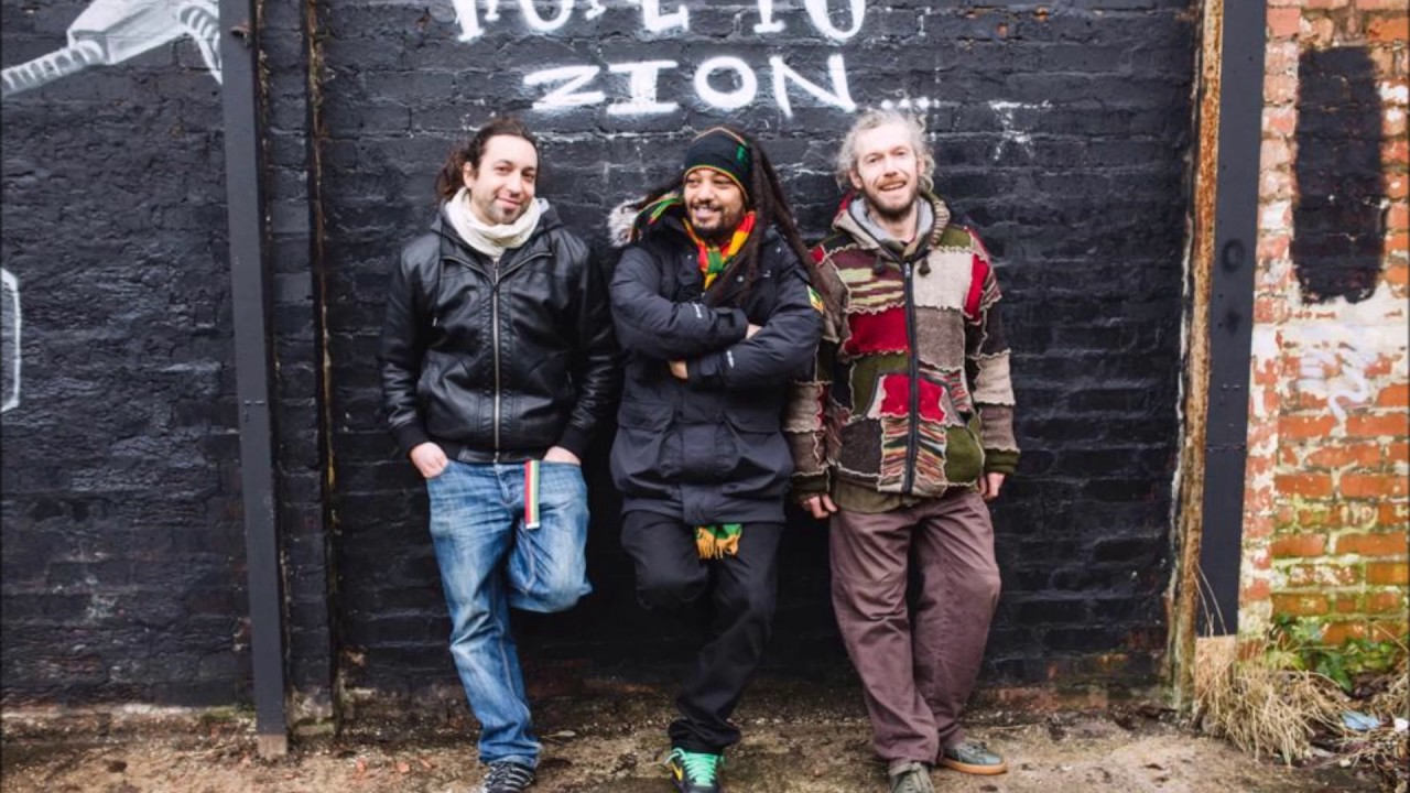 Jam Jah Sound 15 Years Anniversary It Saucy dubplate ft Parly B YouTube