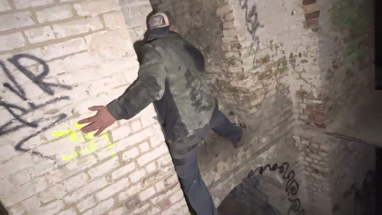 Dover citadel part 4. Urban exploration with Phoebe