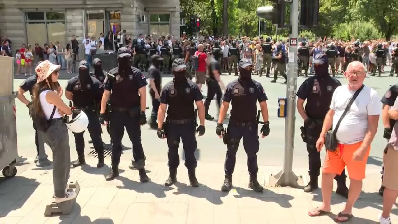 HAOS UŽIVO - CELA SRBIJA BLOKIRANA - MASOVNA HAPŠENJA GRAĐANA - VUČIĆ ŽELI GRAĐANSKI - Milovan Brkić