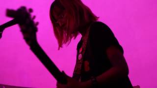 Video thumbnail of "TAWINGS - Dad Cry (Live at Lounge NEO)"