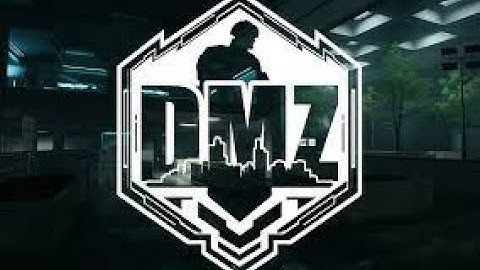 Playing with random players in Warzone 2 DMZ