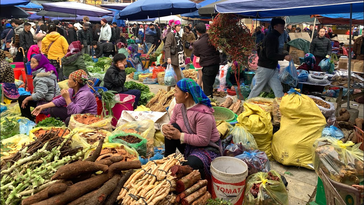 Về Chợ Phiên Biên Giới Cuối Năm | Nhộn Nhịp Từ Sáng Sớm / dân vùng cao ,