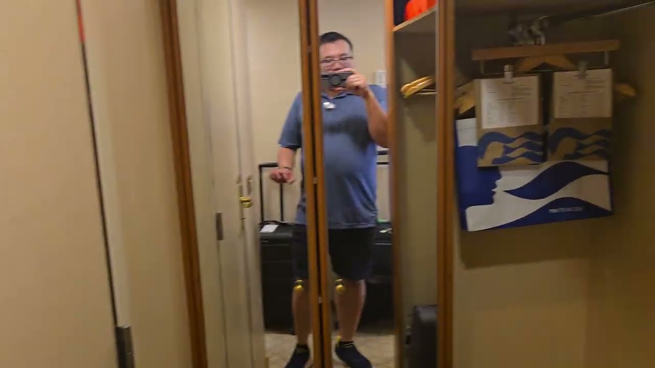 Emerald Princess - Mini-Suite D710 Stateroom Tour
