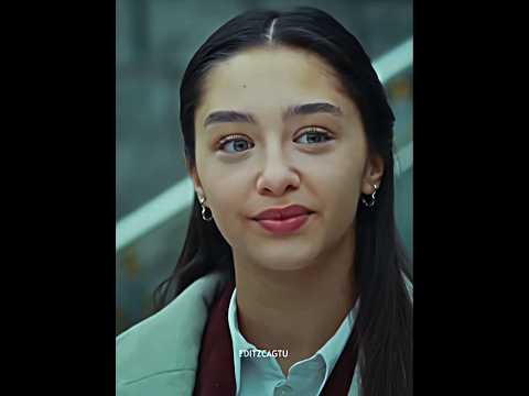 İkiside Birbirine İltifat Edecek En Ufak Bir Detay Bile Bulabiliyor. #efzey #shorts