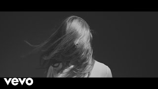 Lucy Rose - Treat Me Like A Woman