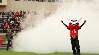 Zachary williams and brac hartman served as raider red during the
2016-2017 school year. each share their experience texas tech's
costumed mascot!