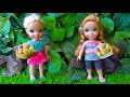 Elsa and Anna toddlers Easter egg hunt