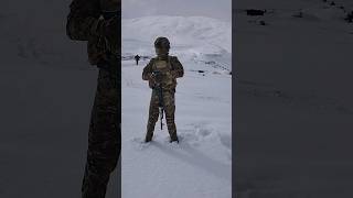 Qızlar Tələsməyin