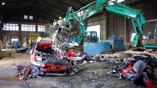 Процесс разрушения всего. Японский завод по переработке автомобилей и бытовой техники.