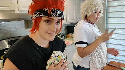 DEKU'S BIRTHDAY BAKE-OFF! KiriBaku vs Todochako! | DAT COSPLAY LYFE (BNHA)