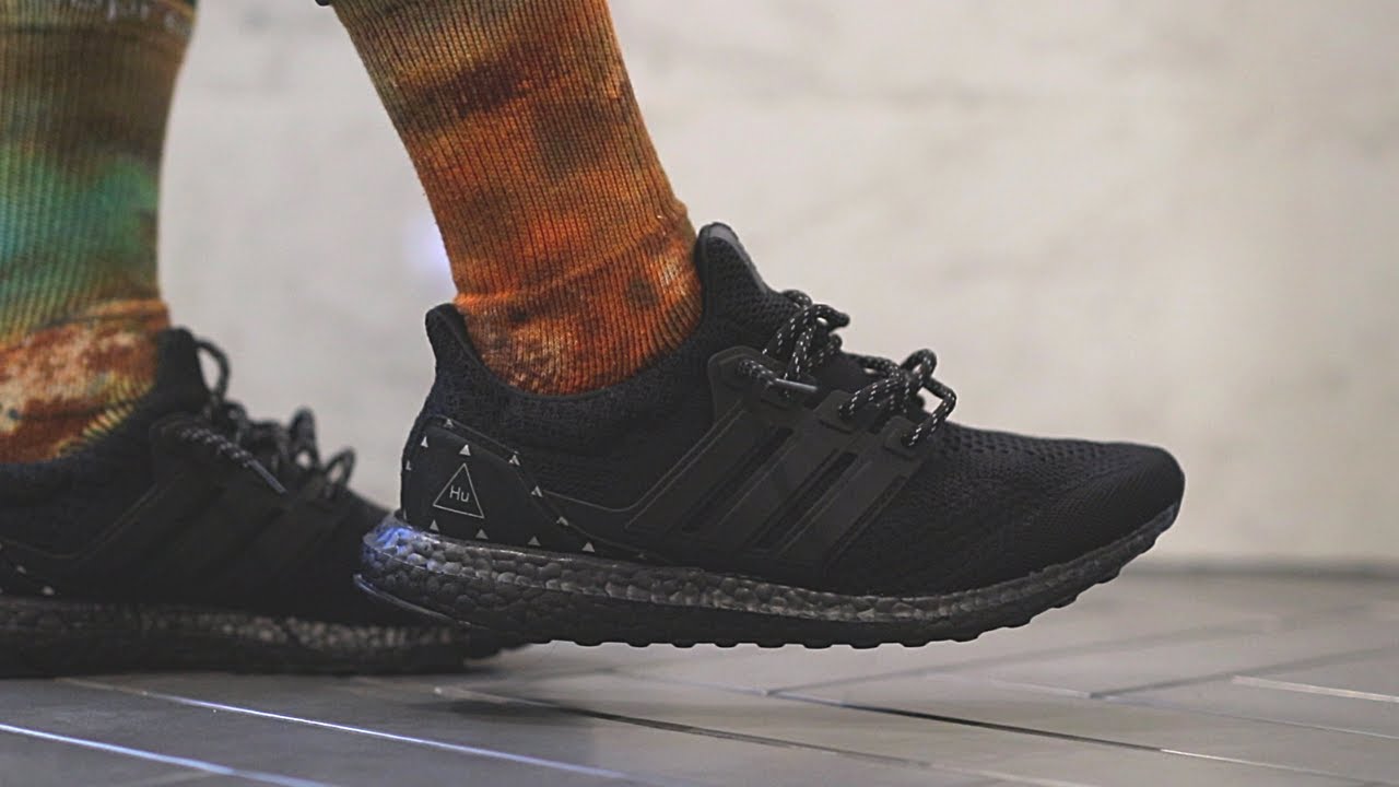 all black ultra boost shoes