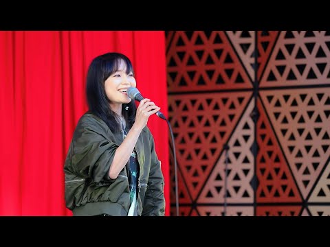 川嶋あい 1000回ライブ記念オルゴール付ゴールドディスク盾 川嶋あい 1000回ライブ記念オルゴール付ゴールドディスク盾 川嶋