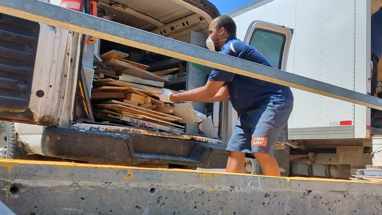 Post construction clean up and dump at the eco centre Henri bourassa