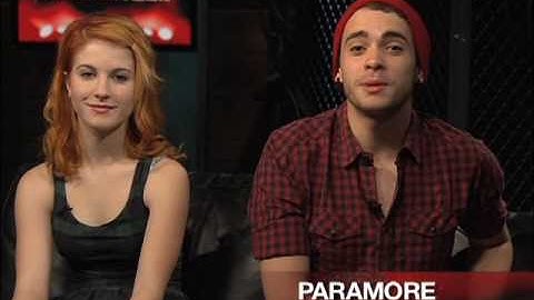 Distortion   w/ guest PARAMORE    on FUSE