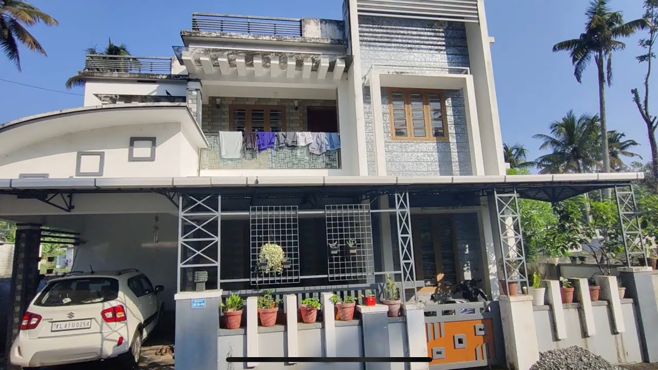 Used House for Sale in Ernakulam 4.5 Cent, 2100 Sqft, 4 BHK Very