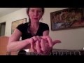 How to make your fingers reach chord shapes on the guitar