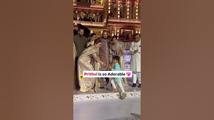 Akash ambani's son Prithvi Falls on stage in front of media during Ananth-Radhika's reception😱