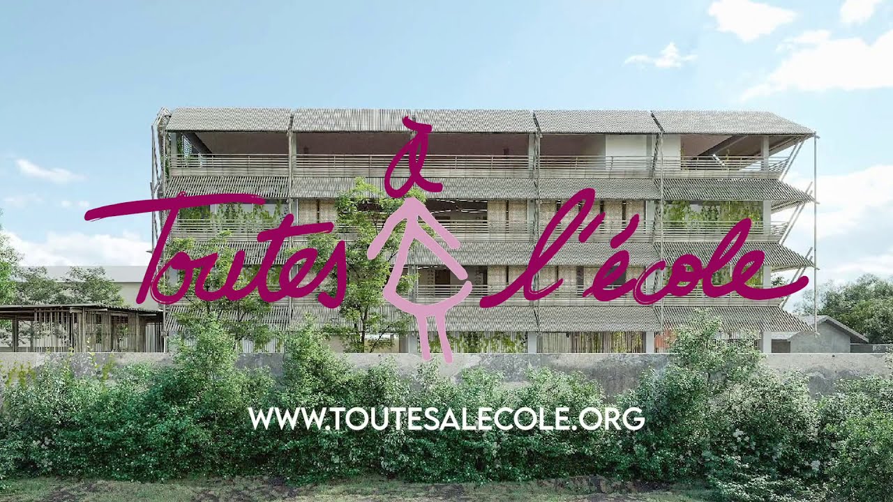 1ère pierre de l'internat   version ETAM