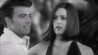 Bianca y Bruno //Airplanes - B.O.B ft. Hayley Williams