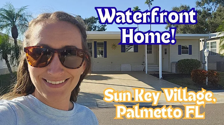 Great orientation! On the water, in a gated 55+ community in Palmetto!