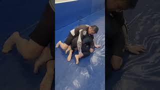 Banana split from turtle position #bananasplit #bjj #jiujitsu #wrestling