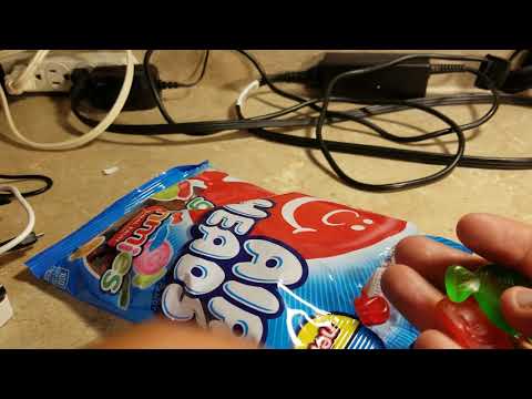 Air Heads Gummies Review - YouTube