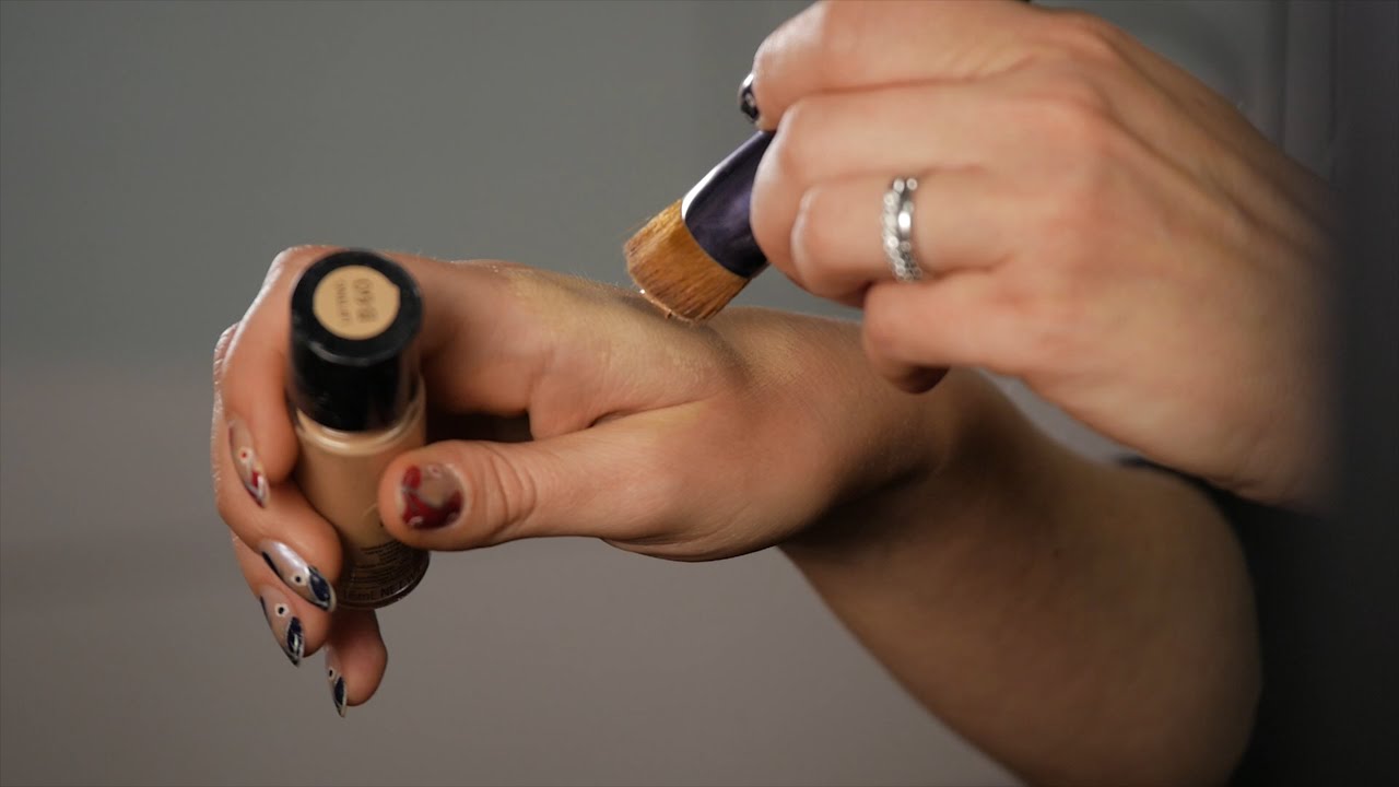 Наръчник за грим / Техники за фон дьо тен