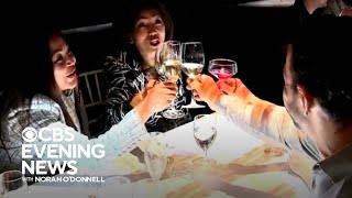Theme restaurants make comeback in California