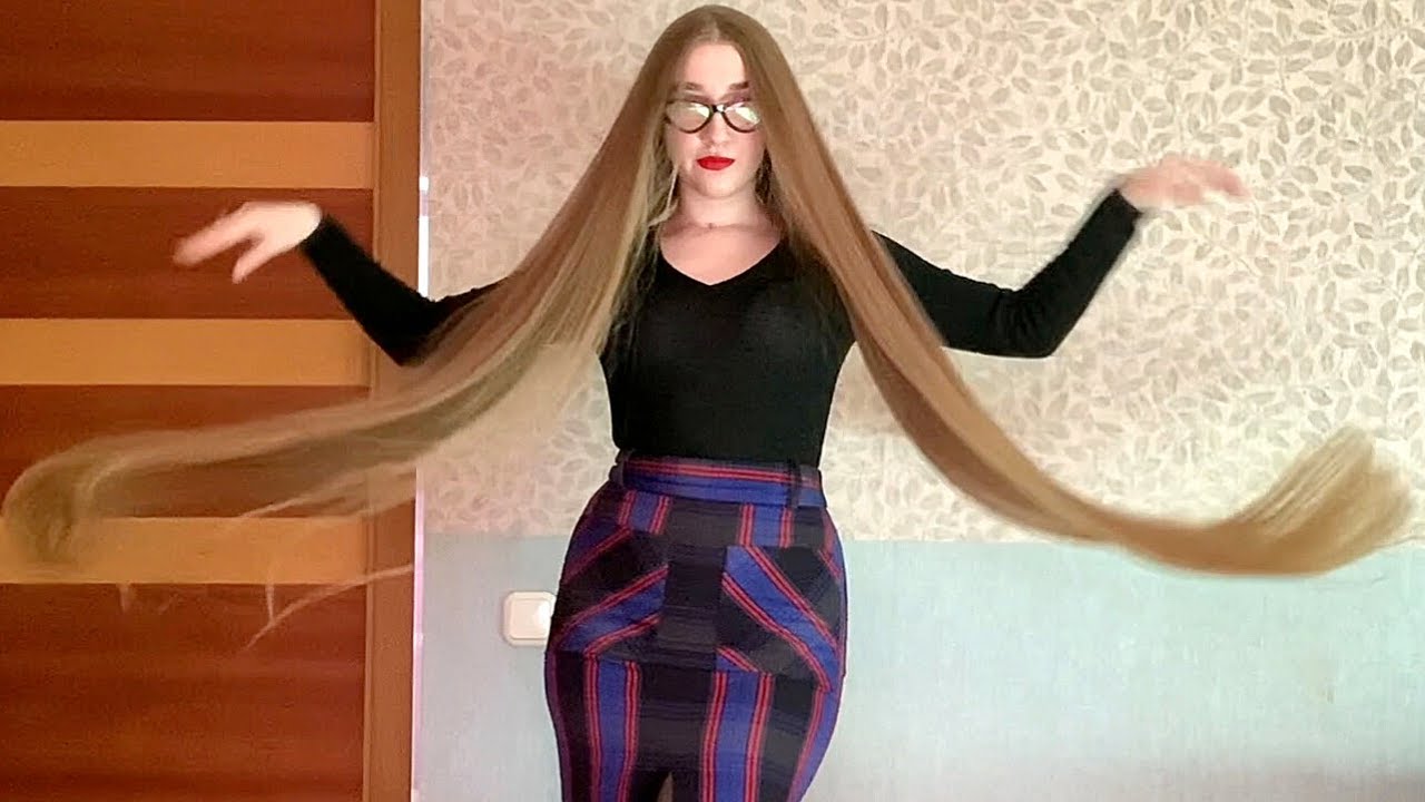 RealRapunzels | Rapunzel With Glasses (preview)