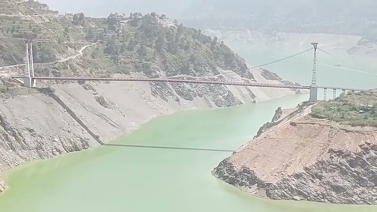 टिहरी झील का मायूस कर देने वाला दृश्य