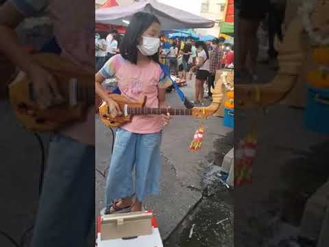 #ค้างคาวกินกล้วย น้องข้าวปั้น @Khonpanpleng 🎶🎸