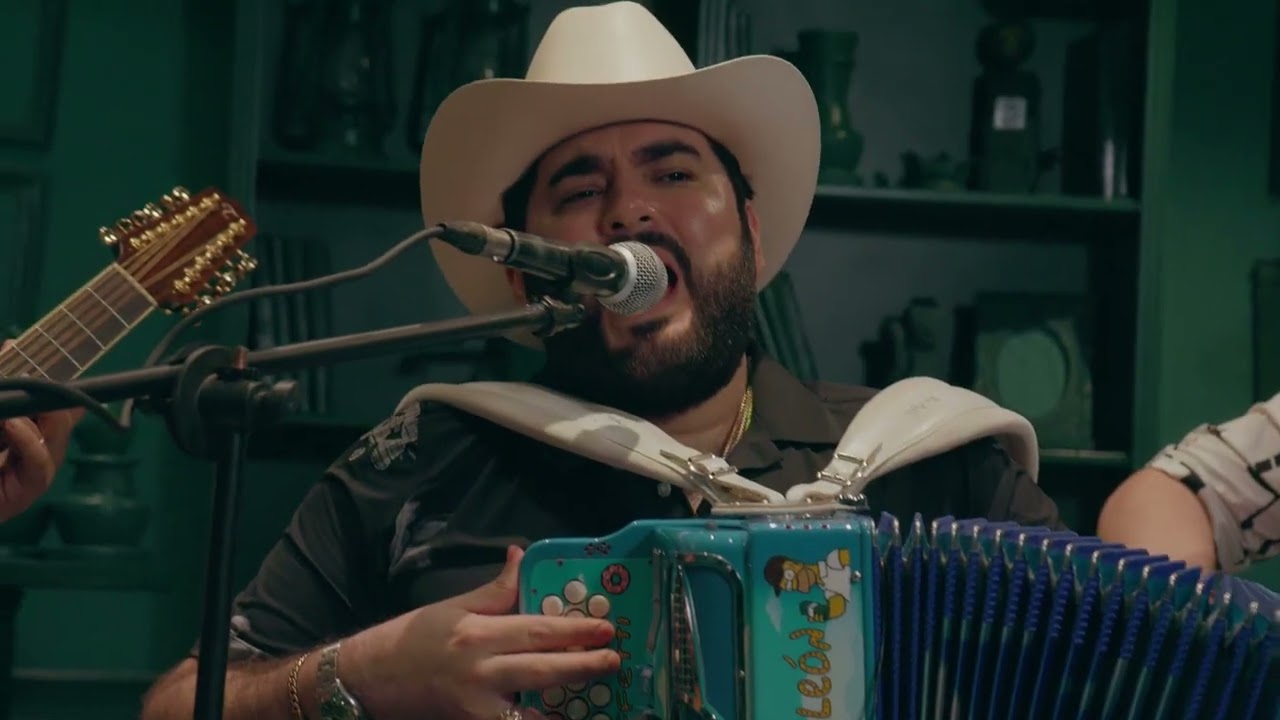 Grupo Fernández - Pa Que Hablar De Más