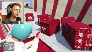 SKATING ON CONTAINERS! (GTA 5 Minigames) screenshot 2