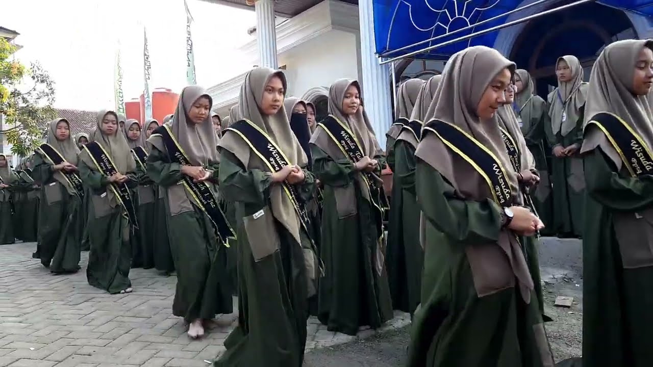 MILAD DAN TASYAKURAN 30 JUZ,PPTQ AL MUSTAQIMIYYAH