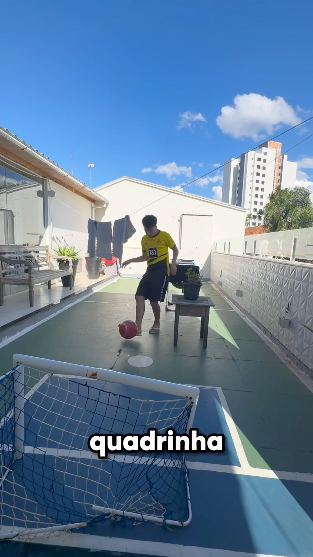 A QUADRA QUE FIZ NO QUINTAL DE CASA ESTÁ TODA ABANDONADA! ?