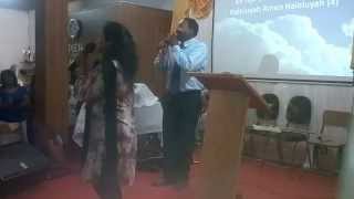 Praise song in Kreol and Hindi in Mauritius - Persis John