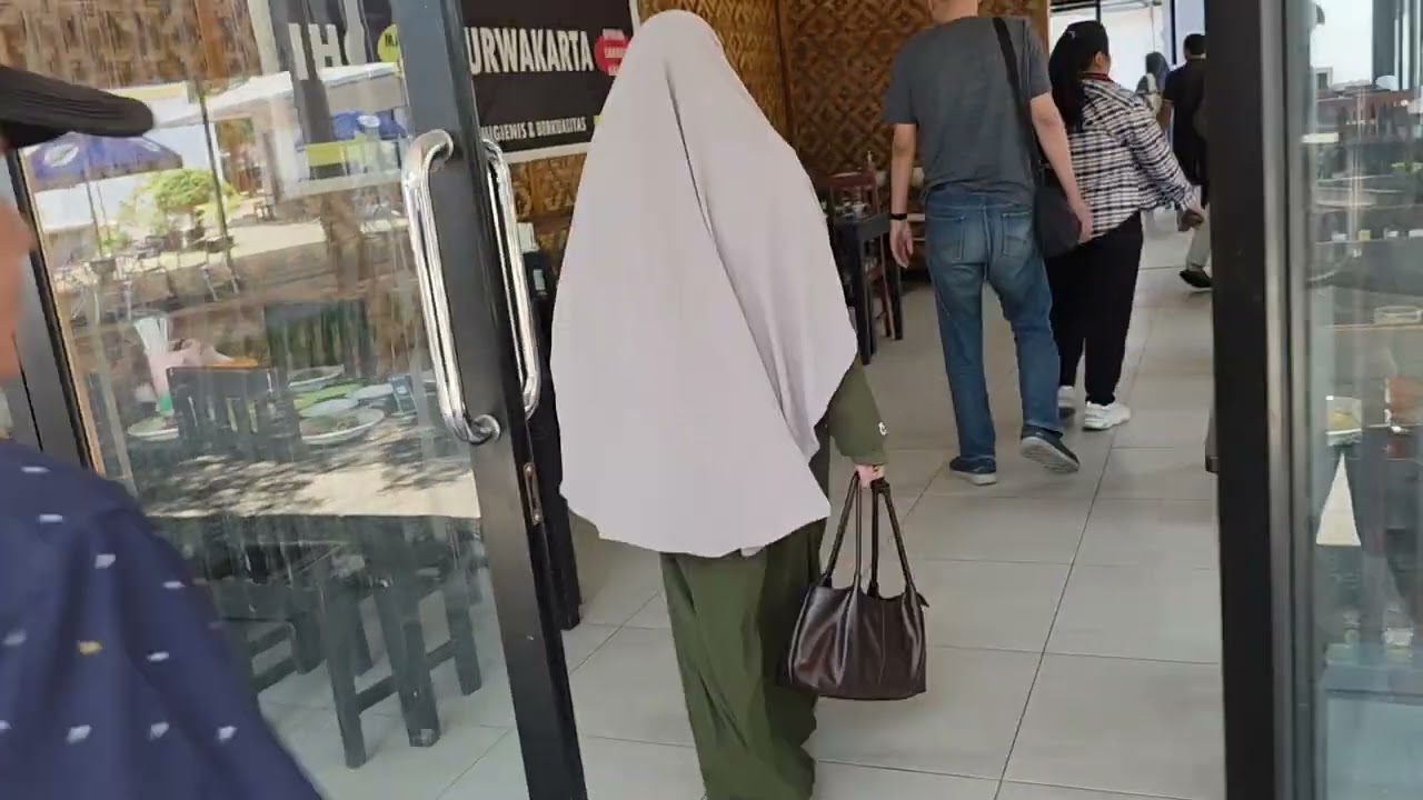 Bus Cititrans, nyaman dan cepat (solo bandung)