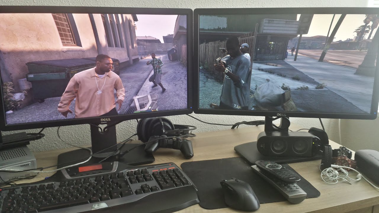 Играть на мониторе. Монитор для ps2. GTA 5 Monitor. Несколько мониторов. Игра на двух мониторах.