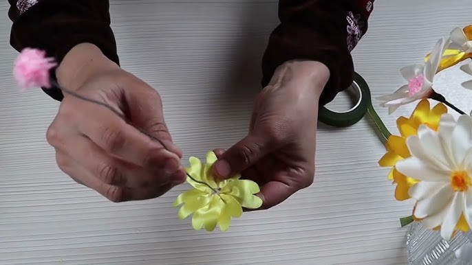 Klubdagi yalangoch ayollar fotosuratlari Busty qizlar raqs video