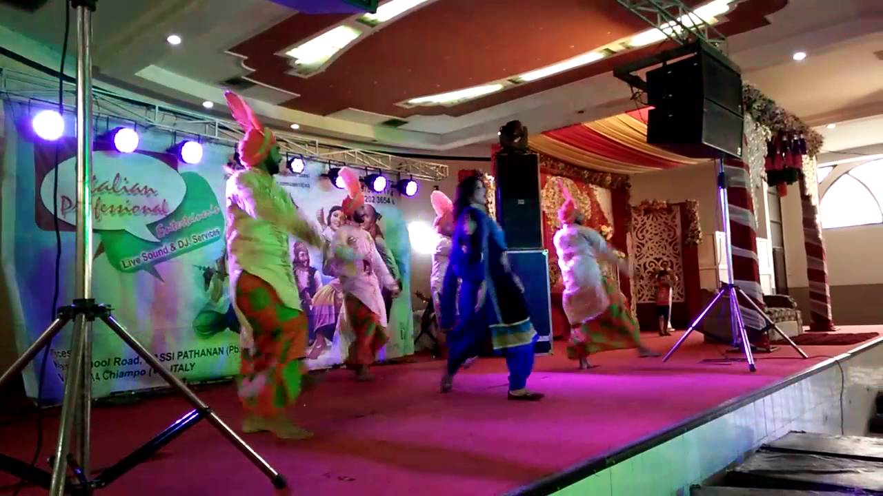 Italian professional entertainers bassi pathana YouTube