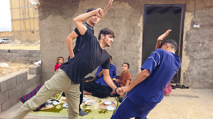 ### In the abandoned hut: Ali Agha and his uncle meet and try to save their hopes