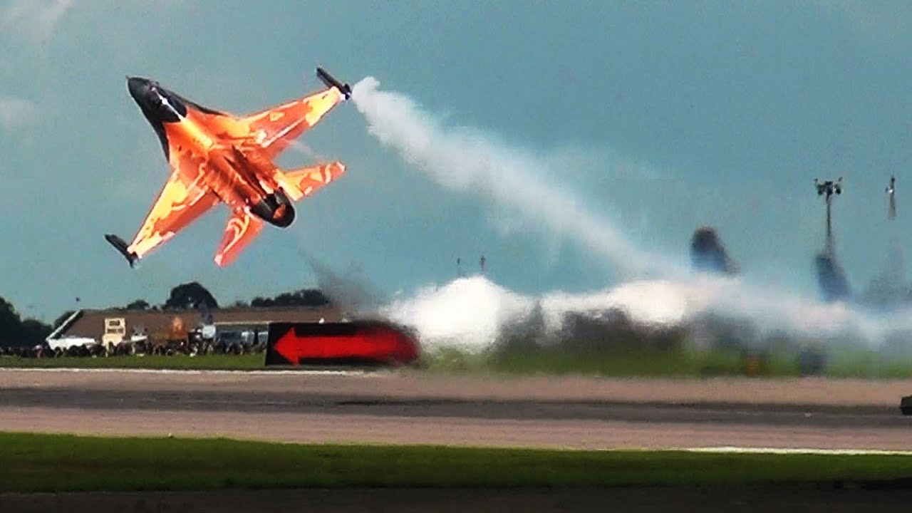 How Much Is A Paint Job >> Wicked Dutch F-16 Display At Waddington 2012. - YouTube How Much Is A Paint Job >> Wicked Dutch F-16 Display At Waddington 2012. - YouTube