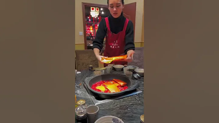 When you come to Sichuan, you must experience an authentic Sichuan hot pot - DayDayNews