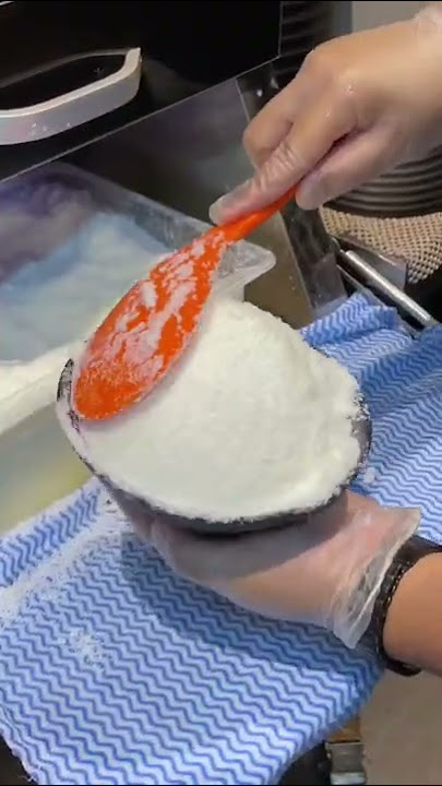 Korean Shaved Ice (Bingsu) - Korean Dessert #shorts