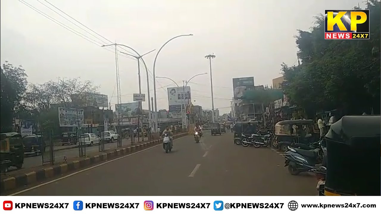 Bidar Newsl Light rain occurred in Bidar on Thursday afternoon, thick clouds covered the