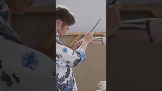 This Robot Paints Better Than Picasso! 🎨🤯