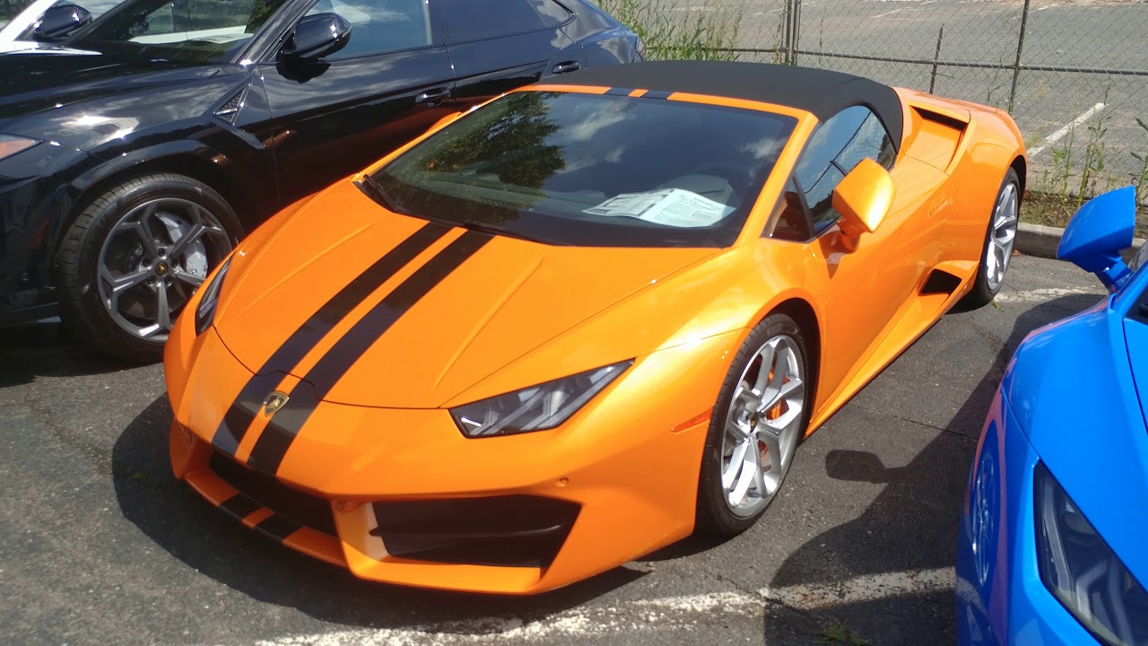Lamborghini arancio borealis