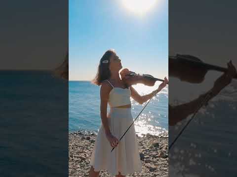 A very beautiful place! #shorts #short #violinmusic #анапа #скрипачка