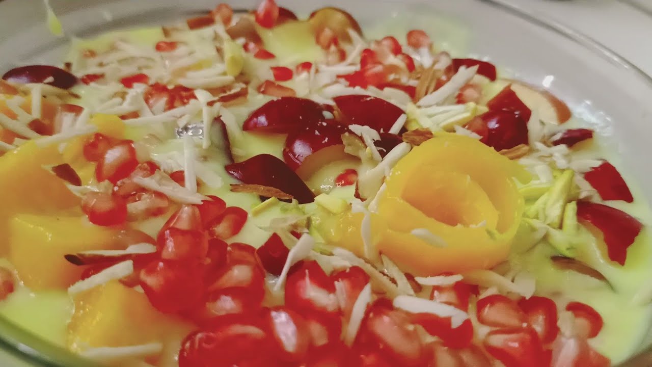 Fruit Custard फ्रुट कस्टर्ड बनवण्याची परफेक्ट पद्धत How To Make