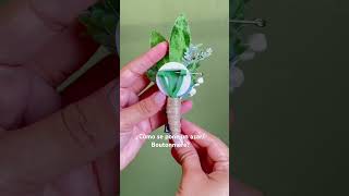 Guía paso a paso de cómo poner un azar/ boutonnière para novio y padrinos. Guía paso a paso de cómo poner un azar/ boutonnière para novio y padrinos.